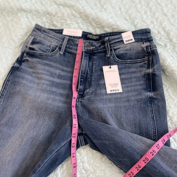 Judy Blue destroyed knee high waist straight jeans - Picture 10 of 11